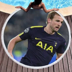 Classic Football Player Harry Kane Round Beach Towel 1