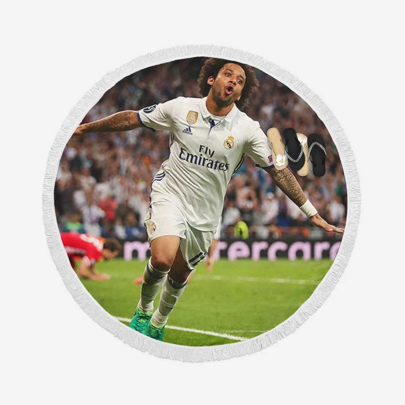 Committed sports Player Marcelo Vieira Round Beach Towel