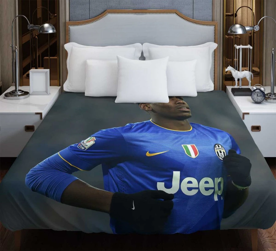 Competitive Juve Football Player Paul Pogba Duvet Cover