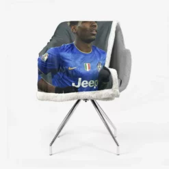 Competitive Juve Football Player Paul Pogba Sherpa Fleece Blanket 2