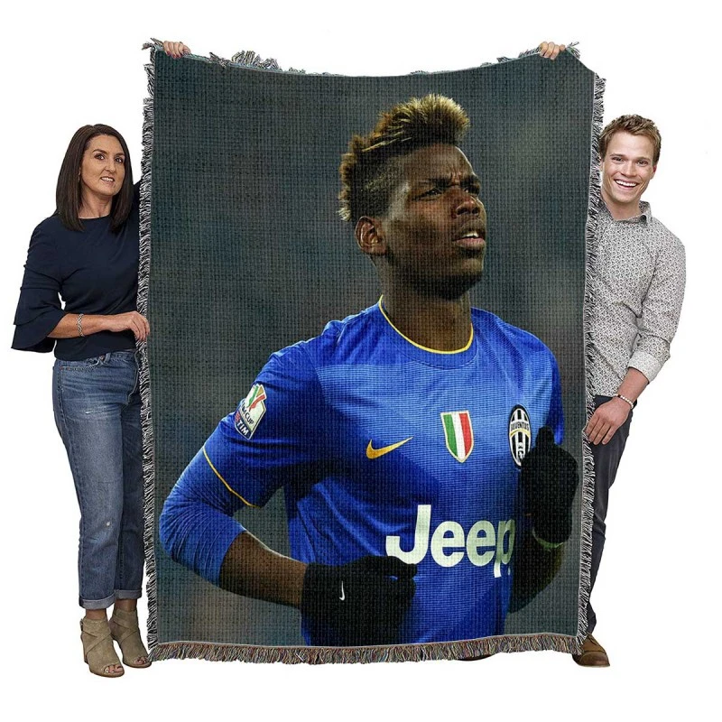 Competitive Juve Football Player Paul Pogba Woven Blanket