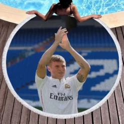 Competitive La Liga Football Player Toni Kroos Round Beach Towel 1