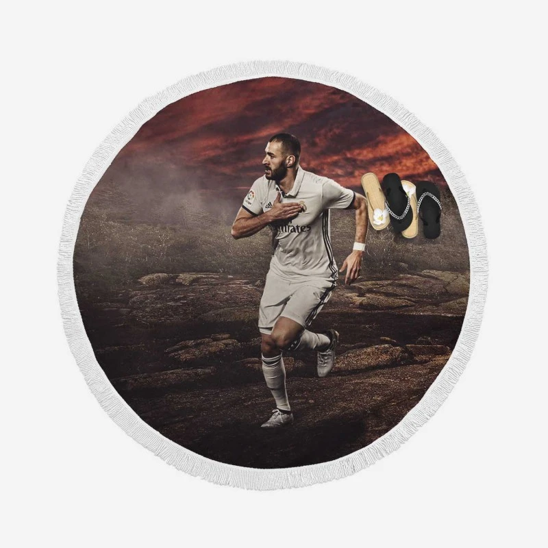 Confident Soccer Player Karim Benzema Round Beach Towel