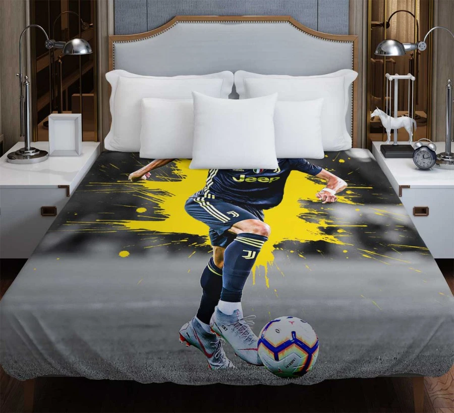 Cristiano Ronaldo Juve Serie A Soccer Player Duvet Cover