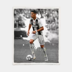 Cristiano Ronaldo gifted Juve Football Player Sherpa Fleece Blanket 1