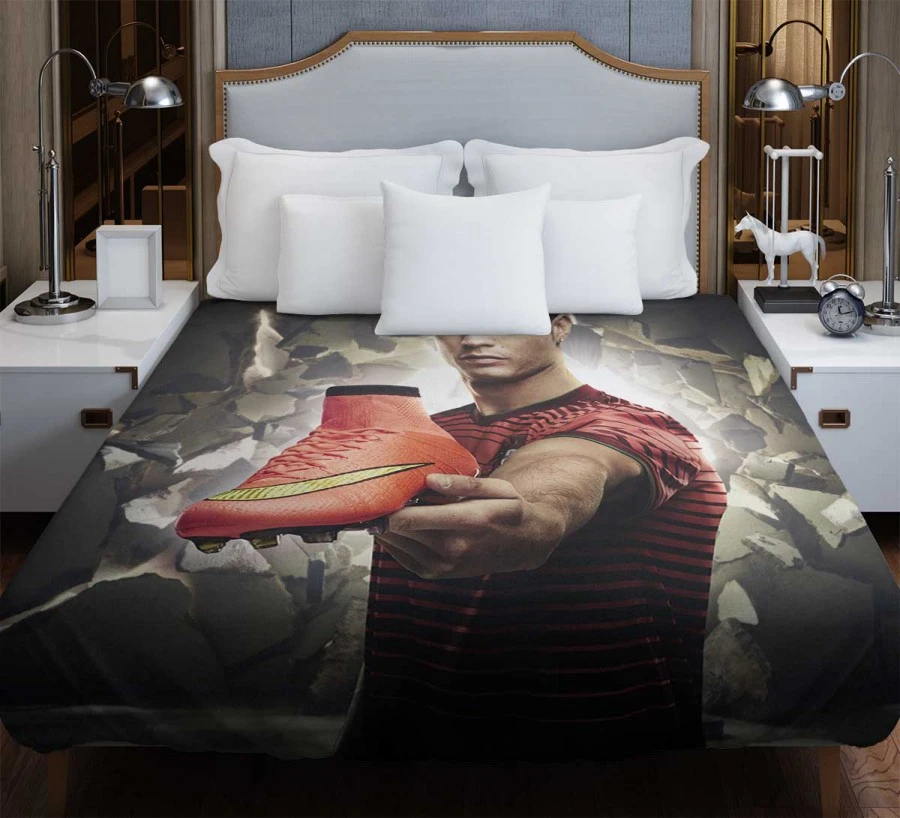 Cristiano Ronaldo sportive Football Player Duvet Cover