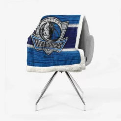 Dallas Mavericks NBA Basketball Team Logo Sherpa Fleece Blanket 2