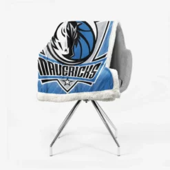 Dallas Mavericks Popular NBA Basketball Club Sherpa Fleece Blanket 2