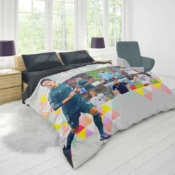 Encouraging Football Player Mesut Ozil Duvet Cover 1