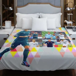 Encouraging Football Player Mesut Ozil Duvet Cover