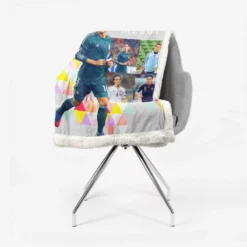 Encouraging Football Player Mesut Ozil Sherpa Fleece Blanket 2