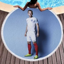 Energetic English Player Harry Kane Round Beach Towel 1