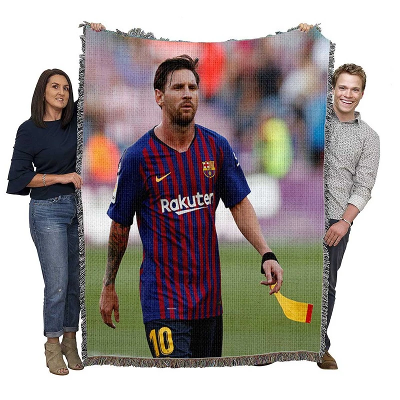 Energetic Football Player Lionel Messi Woven Blanket