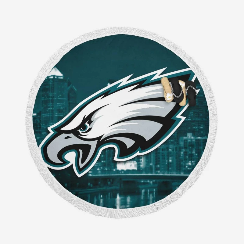 Energetic NFL Football Player Philadelphia Eagles Round Beach Towel