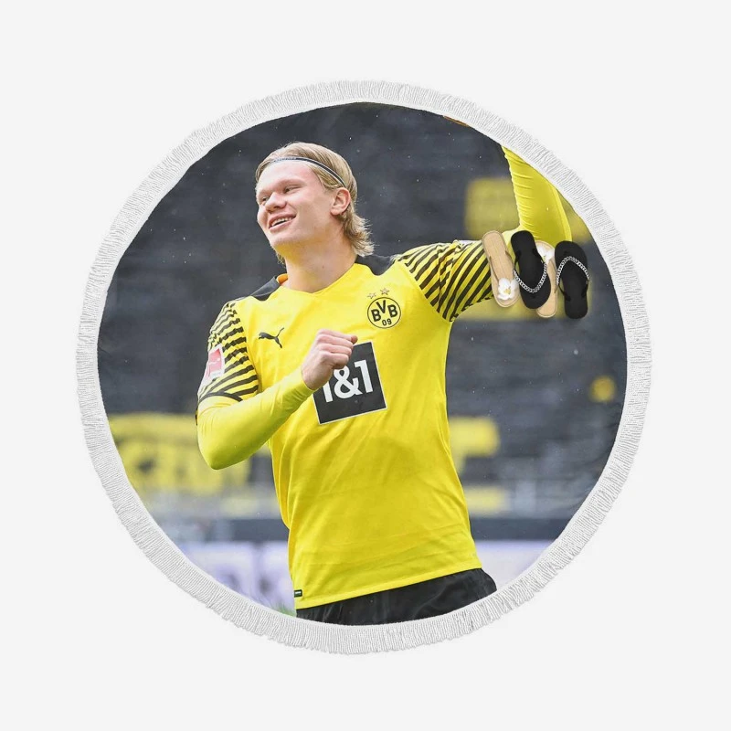 Erling Haaland Powerfull Dortmund BVB Club Player Round Beach Towel