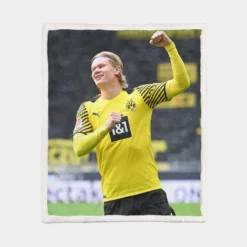 Erling Haaland Powerfull Dortmund BVB Club Player Sherpa Fleece Blanket 1