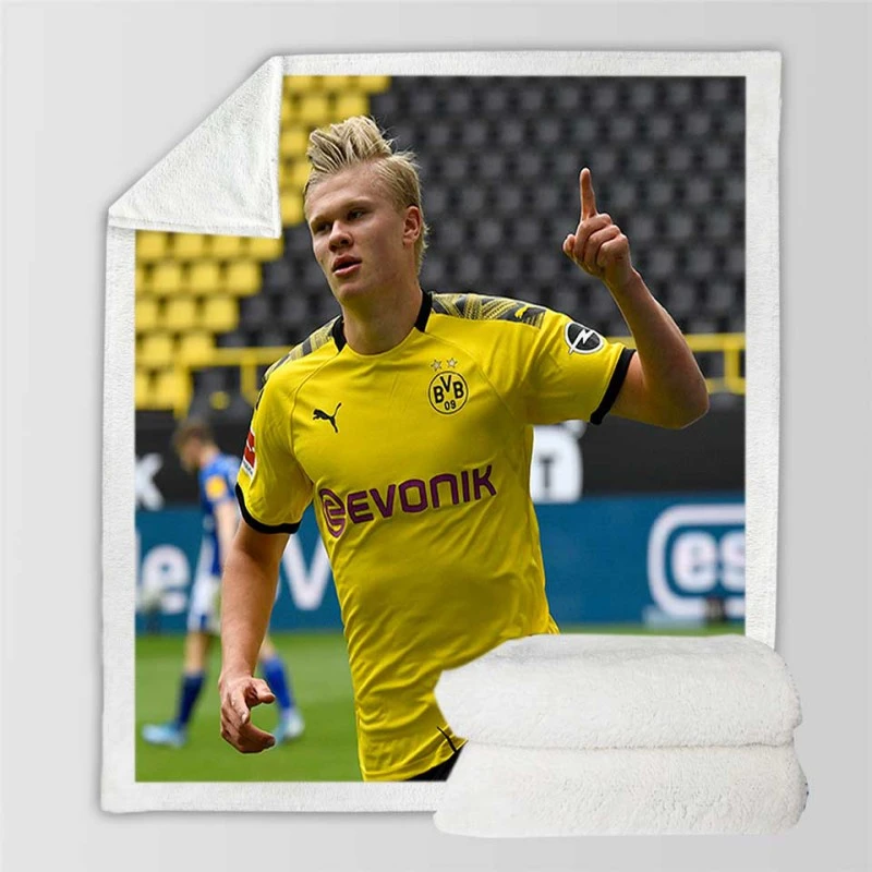 Erling Haaland Strong Dortmund BVB Club Player Sherpa Fleece Blanket