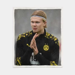 Erling Haaland in Dortmund BVB Black Jersey Sherpa Fleece Blanket 1