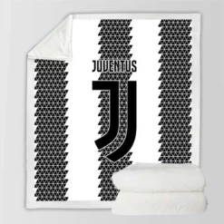 Exciting Italian Football Club Juventus FC Sherpa Fleece Blanket