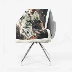 Extraordinary Football Player Toni Kroos Sherpa Fleece Blanket 2