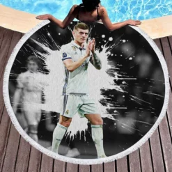 Fast Football Player Toni Kroos Round Beach Towel 1