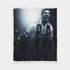 Flexible Juventus Football Player Cristiano Ronaldo Sherpa Fleece Blanket 1