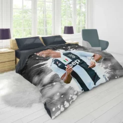 Focused Juve Football Player Cristiano Ronaldo Duvet Cover 1