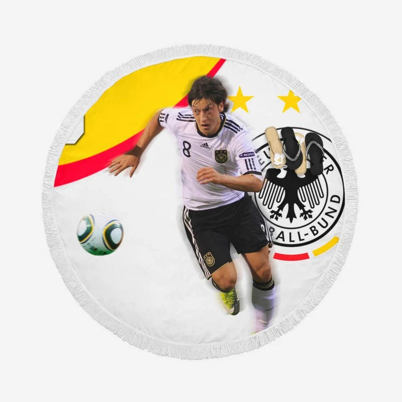 German Sports Player Mesut Ozil Round Beach Towel