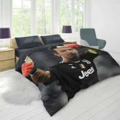 Gianluigi Buffon Excellent Juventus GoalKeeper Duvet Cover 1