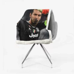 Gianluigi Buffon Excellent Juventus GoalKeeper Sherpa Fleece Blanket 2