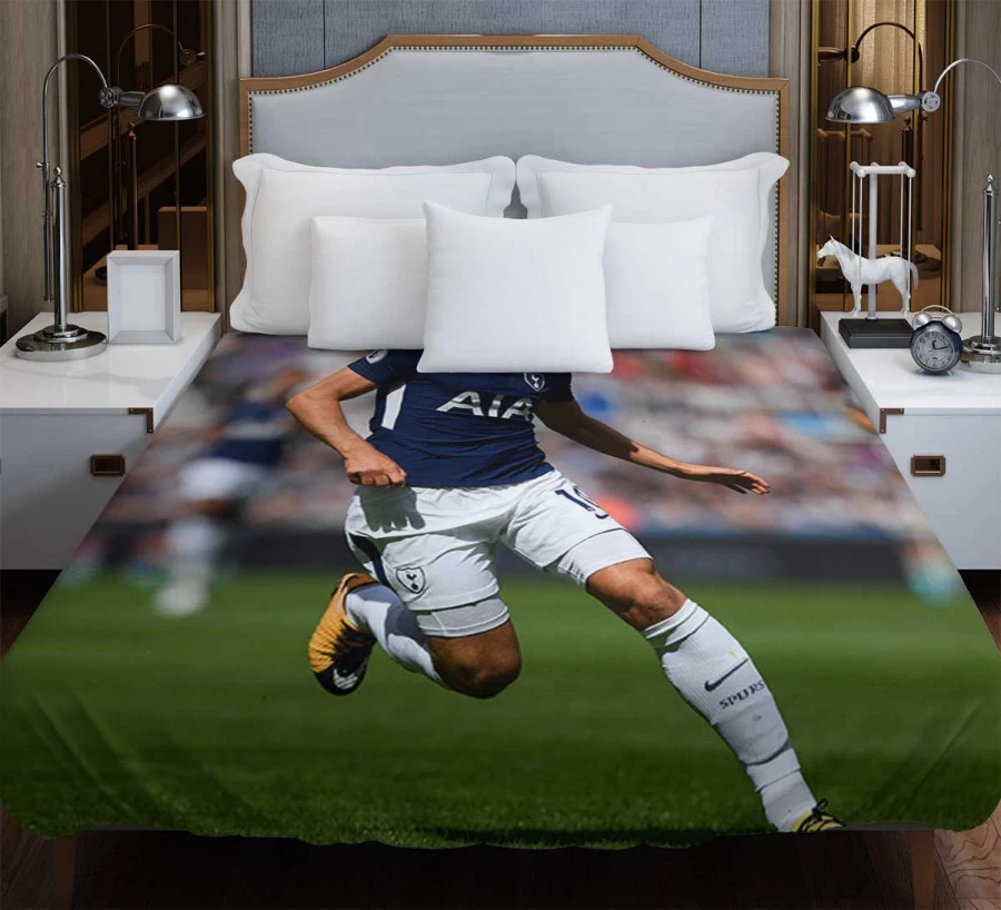 Harry Kane in Blue Jercey Duvet Cover