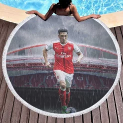 Healthy Sports Player Mesut Ozil Round Beach Towel 1