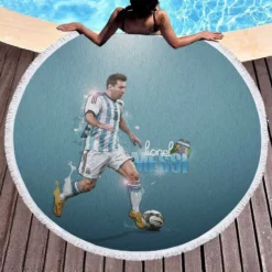 Honorable Soccer Player Lionel Messi Round Beach Towel 1