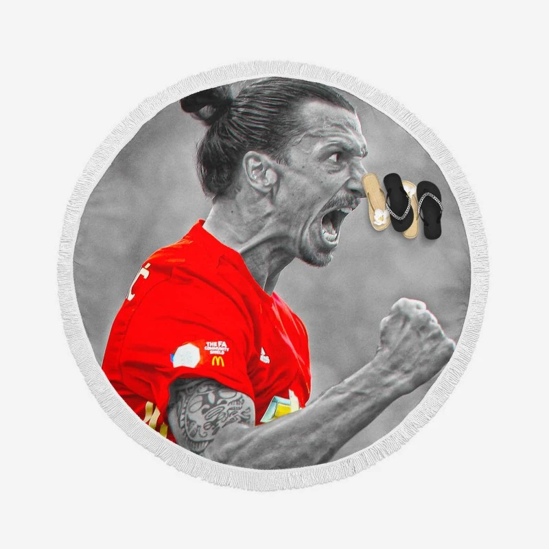 Inspiring Football Zlatan Ibrahimovic Round Beach Towel