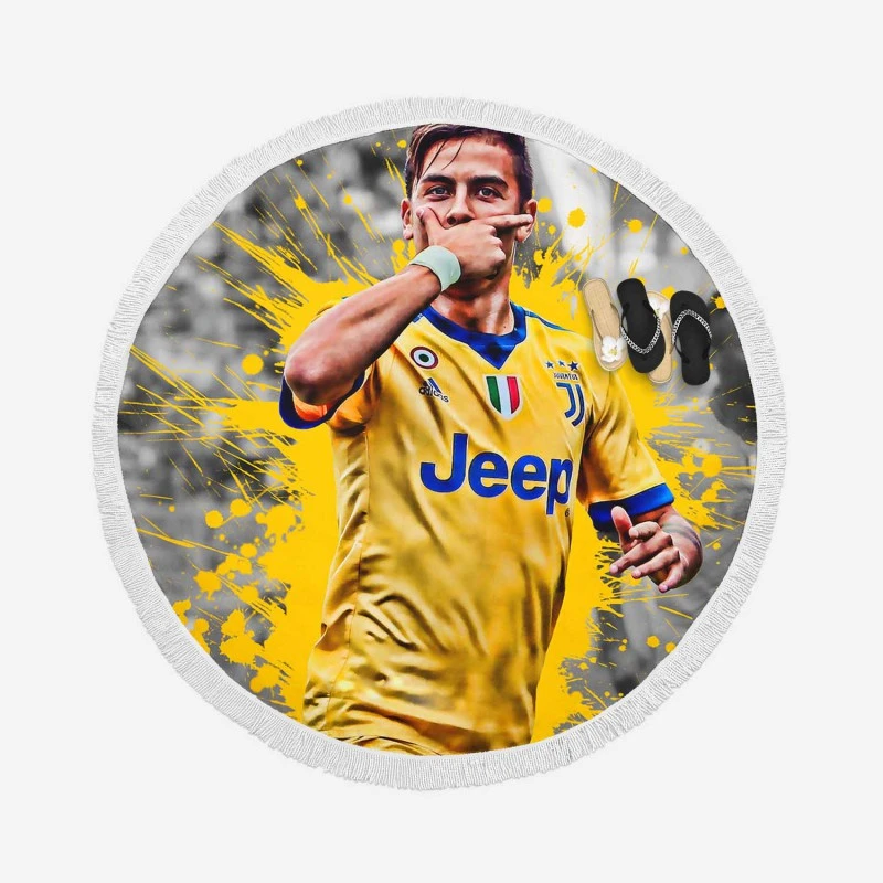 Juve Hulking Soccer Player Paulo Bruno Dybala Round Beach Towel