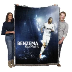 Karim Benzema Graceful Football Player Woven Blanket