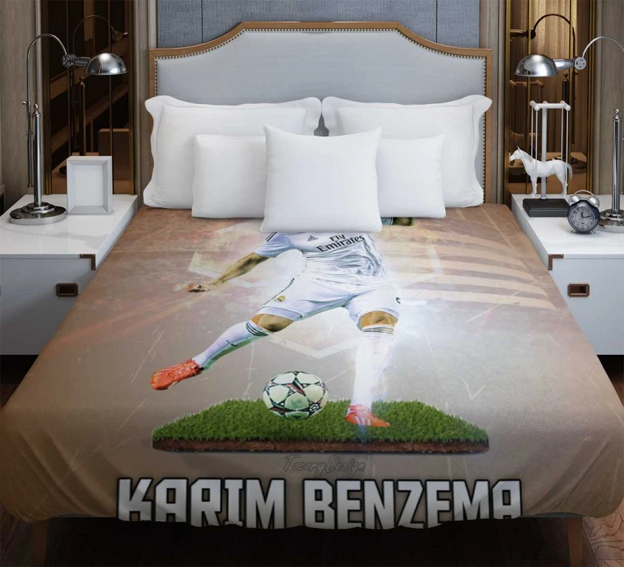 Karim Benzema Supercopa de Espana Duvet Cover