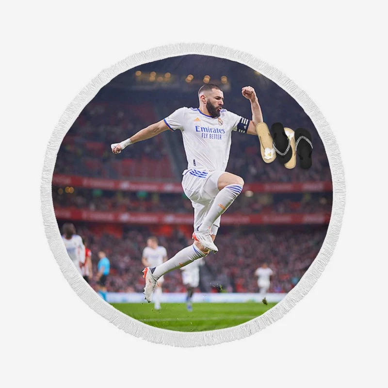 Karim Mostafa Benzema Extraordinary Football Player Round Beach Towel