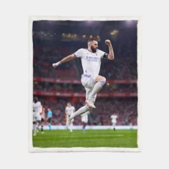 Karim Mostafa Benzema Extraordinary Football Player Sherpa Fleece Blanket 1