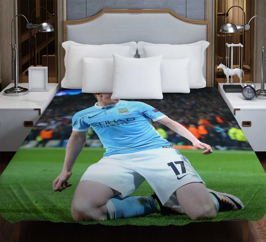 Kevin De Bruyne Top Ranked Soccer Player Duvet Cover