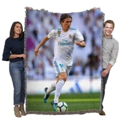 Luka Modric Exciting Croatian Football Player Woven Blanket