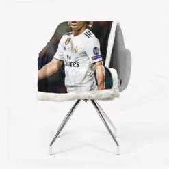 Luka Modric Powerful Football Player Sherpa Fleece Blanket 2