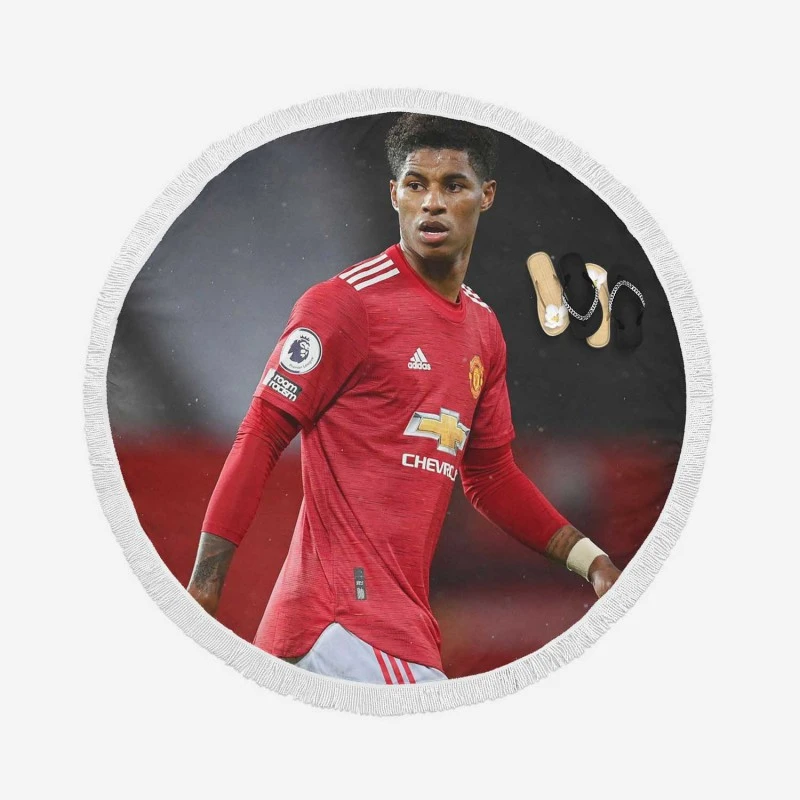 Marcus Rashford Celebrated FA Cup Football Player Round Beach Towel