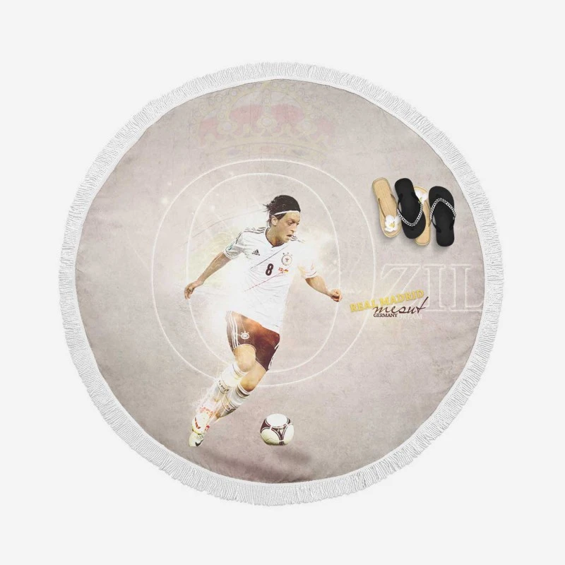 Mesut Ozil  Germany Football Player Round Beach Towel