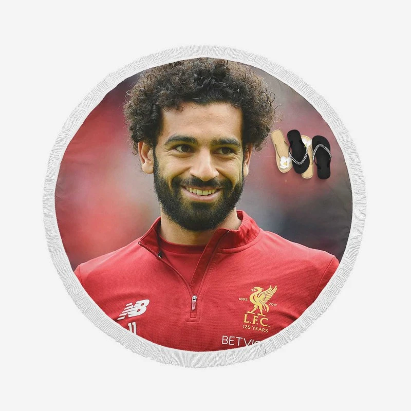 Mohamed Salah Committed Sports Player Round Beach Towel