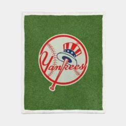 New York Yankees Ultimate MLB Club Sherpa Fleece Blanket 1