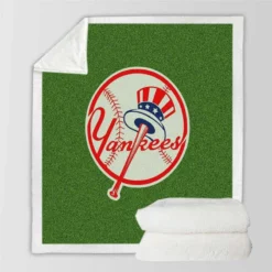 New York Yankees Ultimate MLB Club Sherpa Fleece Blanket