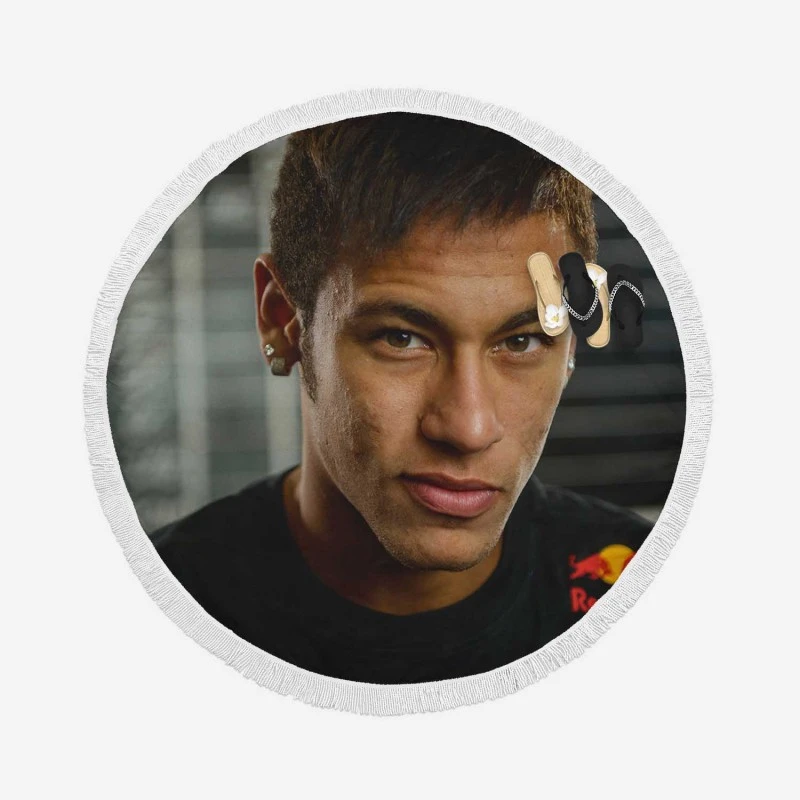 Neymar Focused Football Player Round Beach Towel