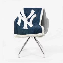 Official MLB Baseball Club Yankees Sherpa Fleece Blanket 2