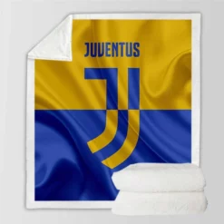 Outstanding Italian Soccer Club Juventus Logo Sherpa Fleece Blanket
